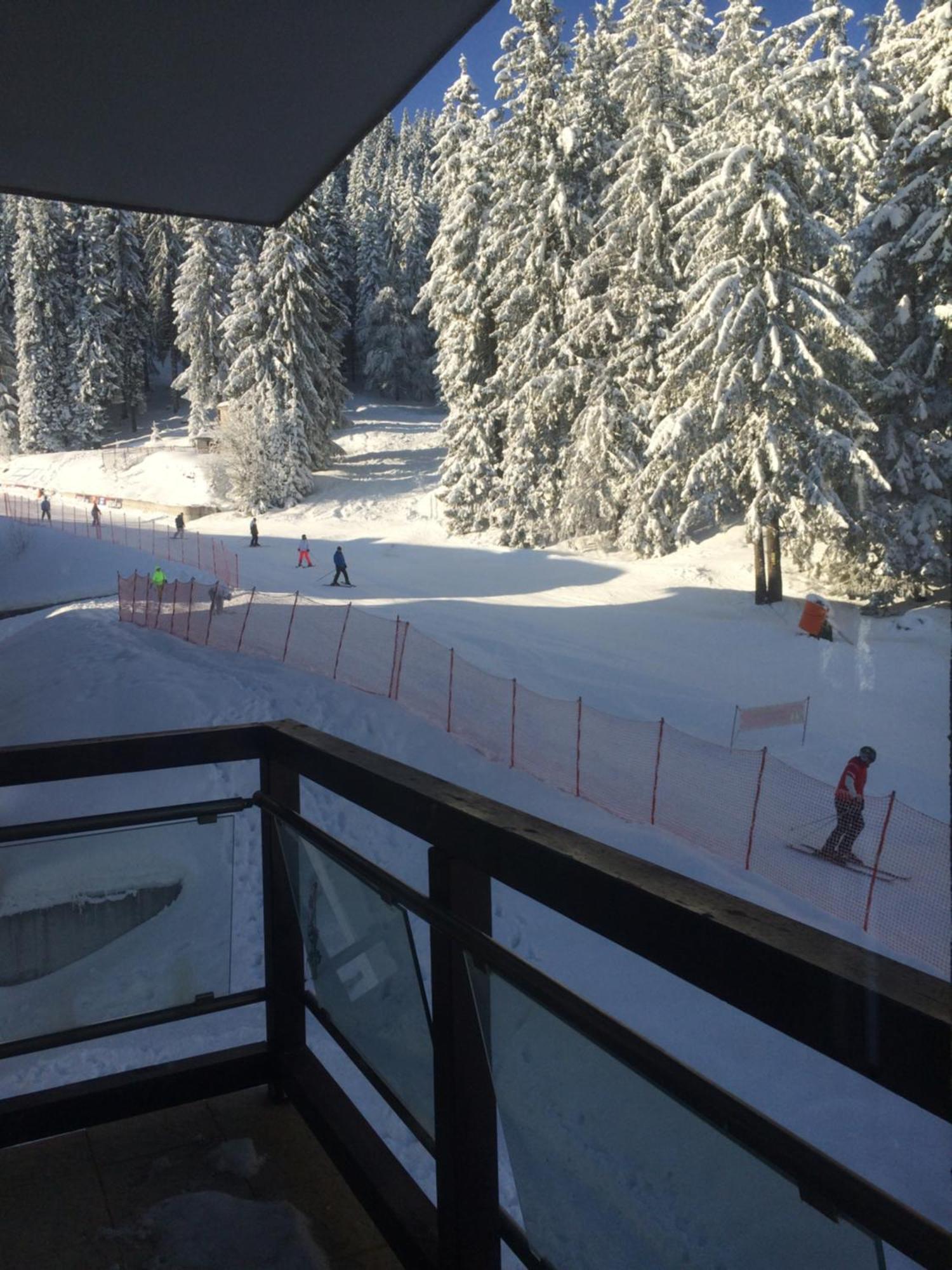 Stenata Huge Ski To Door Apartment Pamporovo Exteriör bild