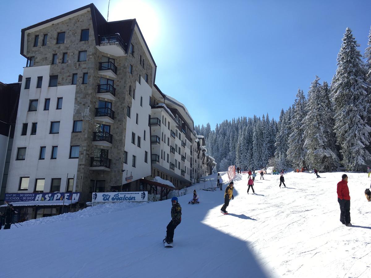 Stenata Huge Ski To Door Apartment Pamporovo Exteriör bild